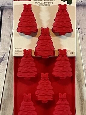 Holiday Silicone Shaped Candy Mold Chocolate Treat Butter Christmas Trees NEW